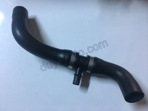 Radyatör Hortumu Alt P307 1.6İ 16V Benzinli (Otomatik Vites) + 1.4L 90HP