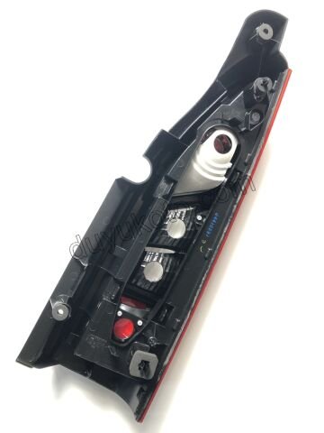 Peugeot Partner Stop Lambası Sol (Bagaj Tek Kapak Yukarı Açılır) 2012-2018