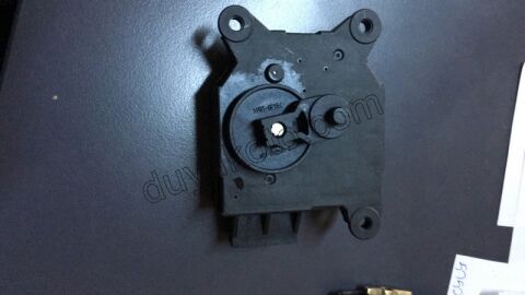 Kalorifer Kapak Motoru   C31 OTOM AC