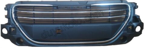 Ön Tampon Izgarası Orta P3011 (3 KROM++ YAZI--) PLAKA ALTI