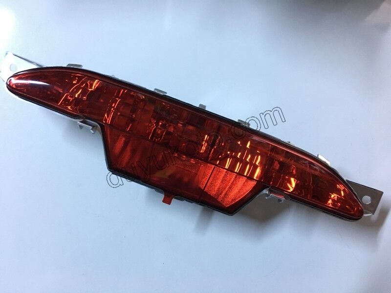 Peugeot 208 Citroen C4 Opel Corsa İlave 3. Stop Arka Sis Lambası 2012/2024