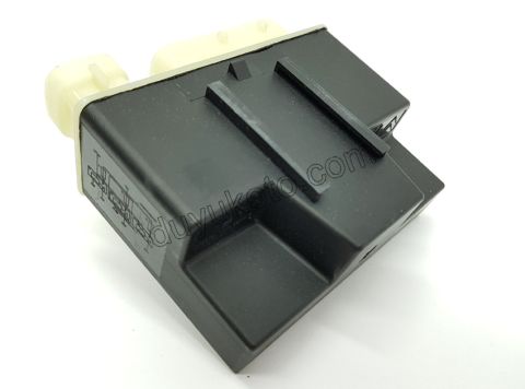 Motor İçi Sigorta Kutusu Yan Beyni P301 1.6HDİ Euro5