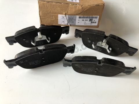 Fren Balatası Ön 1.6VTi 120HP P3081 P5081 RCZ DS5 CAP 340)