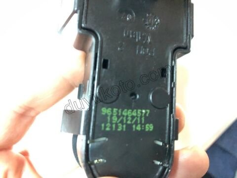 Ön Cam Açma Anahtarı Sol (Sürücü) C41 4LU