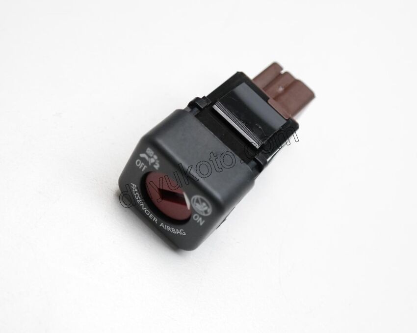Yolcu (Sağ) Hava Yastığı (AIRBAG) Açma/Kapama Anahtarı