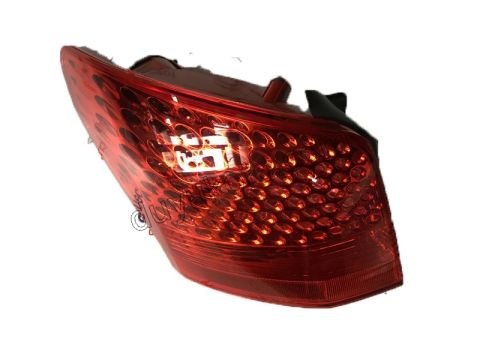 Peugeot 407 SW Stop Lambası Sol Dış (Çamurlukta) 2008>