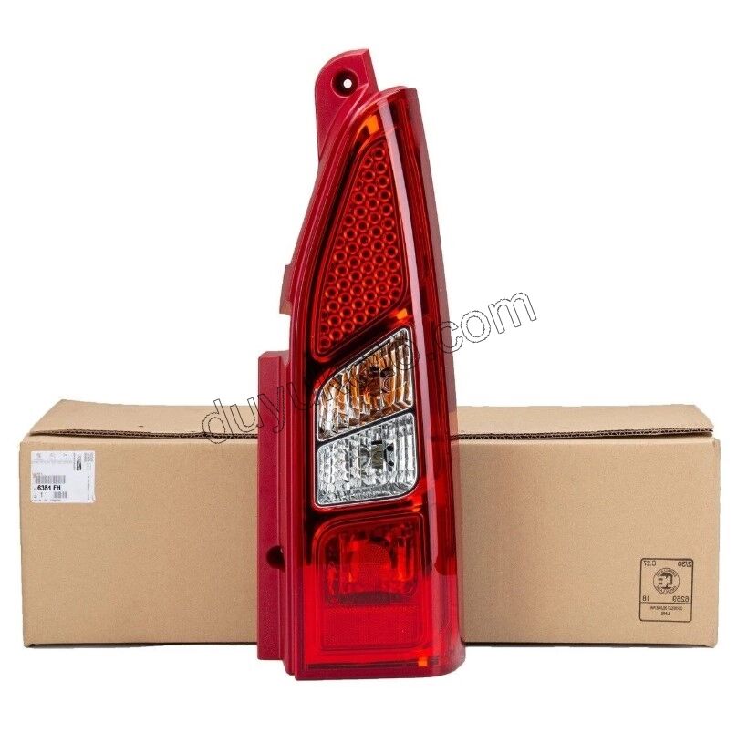 Peugeot Partner Stop Lambası Sağ (Bagaj Tek Kapak Yukarı Açılır) 2008-2012