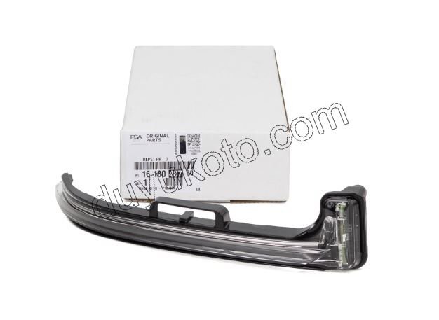 Peugeot 3008 5008 Ayna Sinyali Sağ 2016/2020