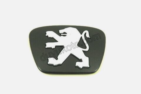 Bagaj Kapağı Armasıı P206 (PLAKA CITASI UZERI UFAK)