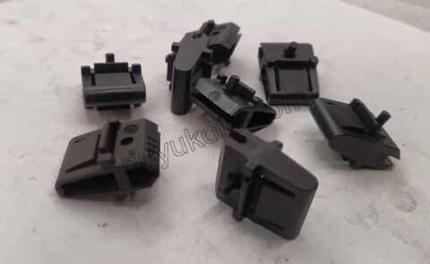 Motor Kaput Teli Tutucu Klıpsi P306 PLASTIK