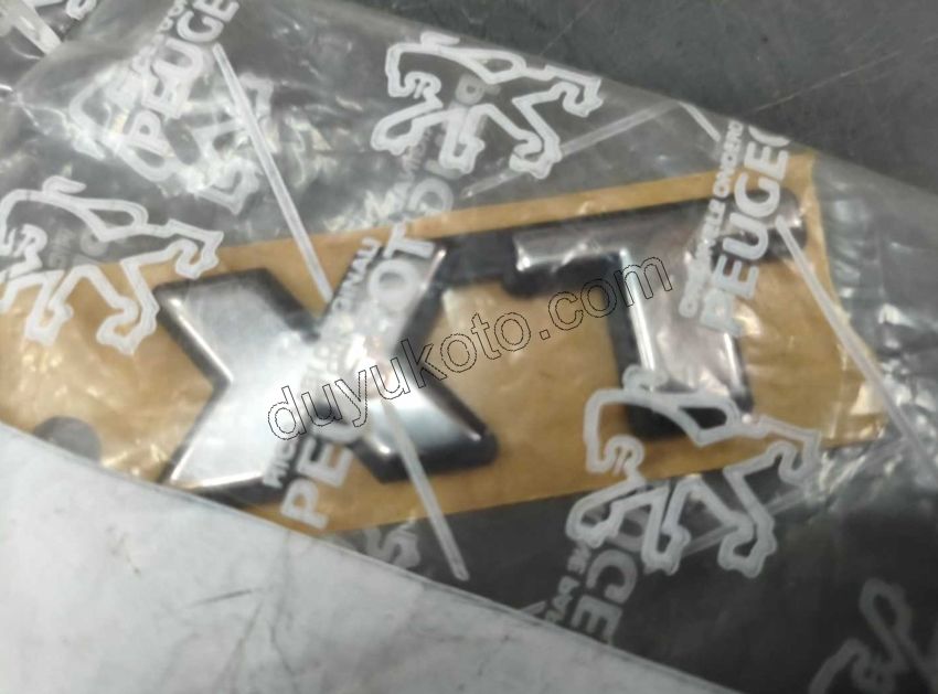 YAZI XT P106 (ON KAPI) (SIYAH-GRI)