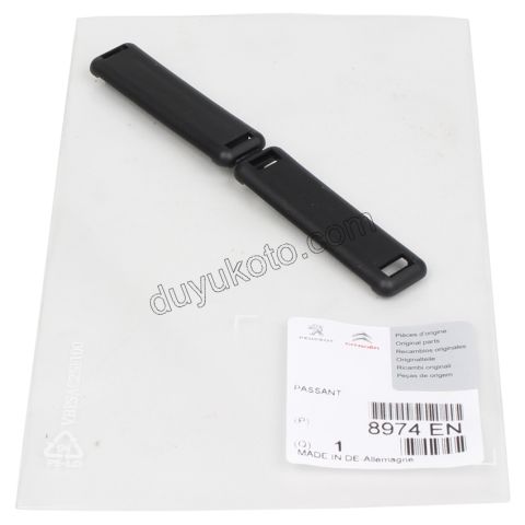 EMNIYET KEMER TUTUCU PLASTIK