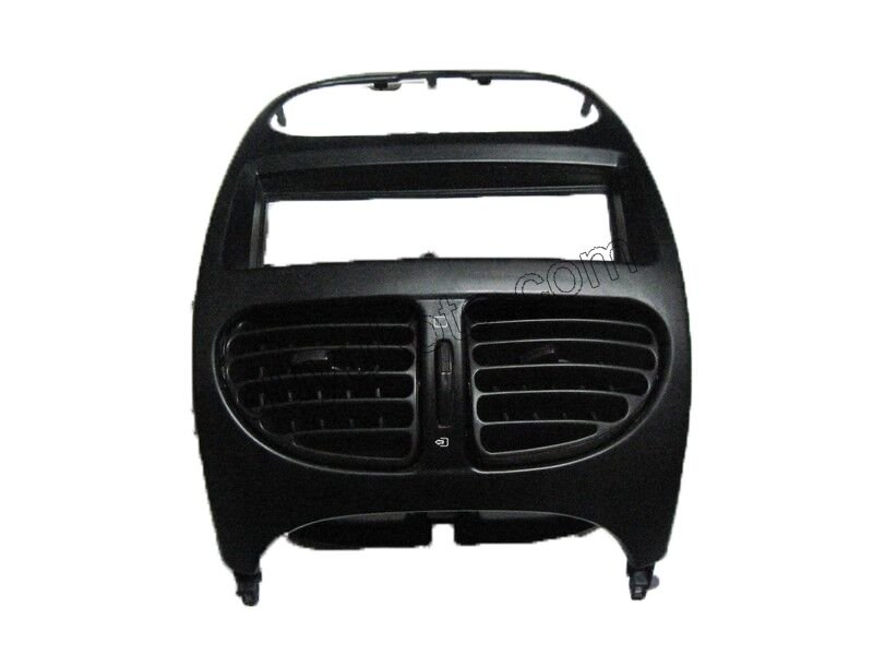 Peugeot 206 Kalorifer Hava Izgarası Orta Difizör (Çerçeveli) Siyah