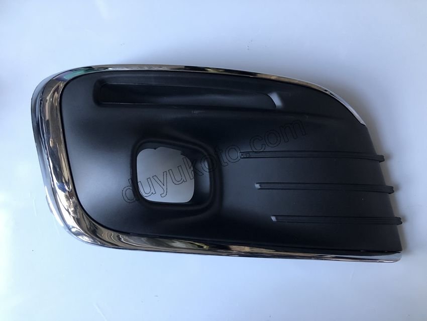 Sağ Sis Far Çerçevesi CELYMQ 2017> KROM+