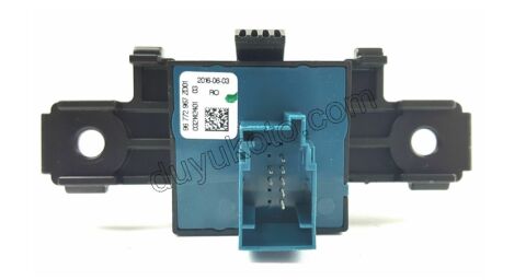 El Freni Kumada Düğmesi P5081